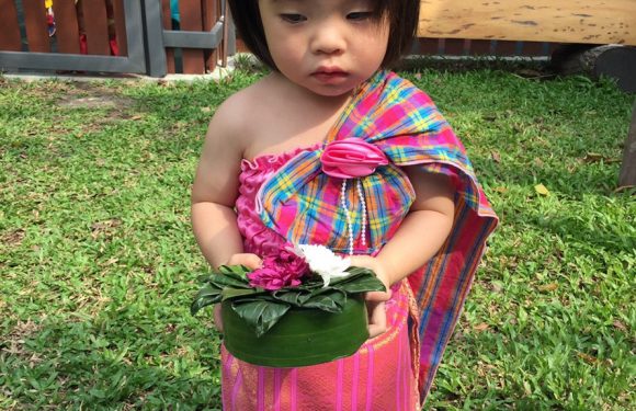 Loykratong Day