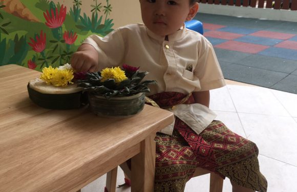 Loykratong Day